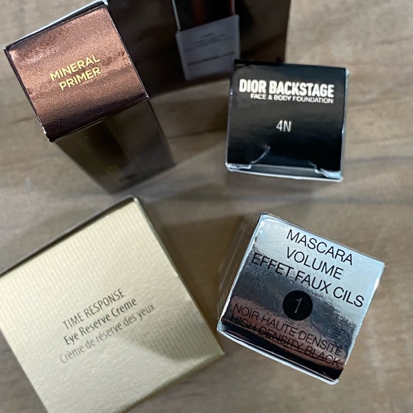 4 designer makeup Dior Ysl Hourglass AmorePacific - Picture 5 of 8